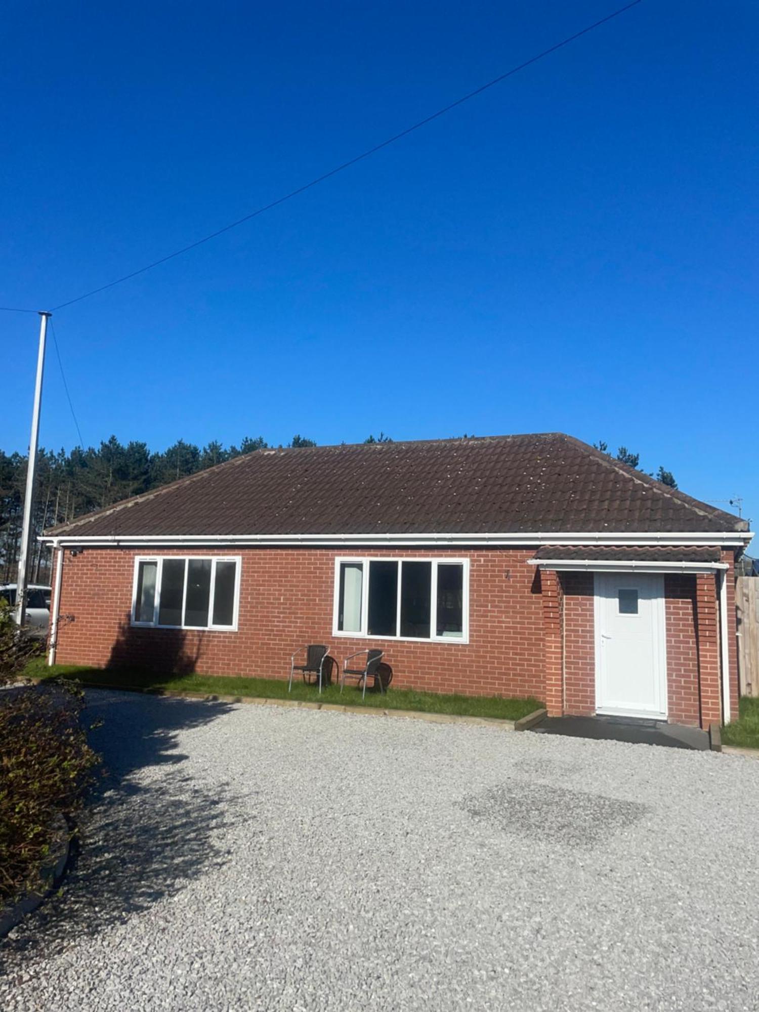 Beautiful 3-Bed Bungalow In Bawtry 唐克斯特 外观 照片